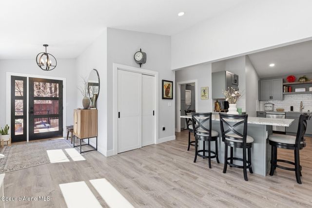 632 Main St, Wardner, ID 83837