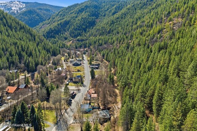 632 Main St, Wardner, ID 83837