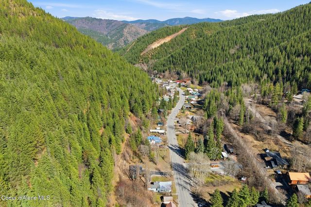 632 Main St, Wardner, ID 83837