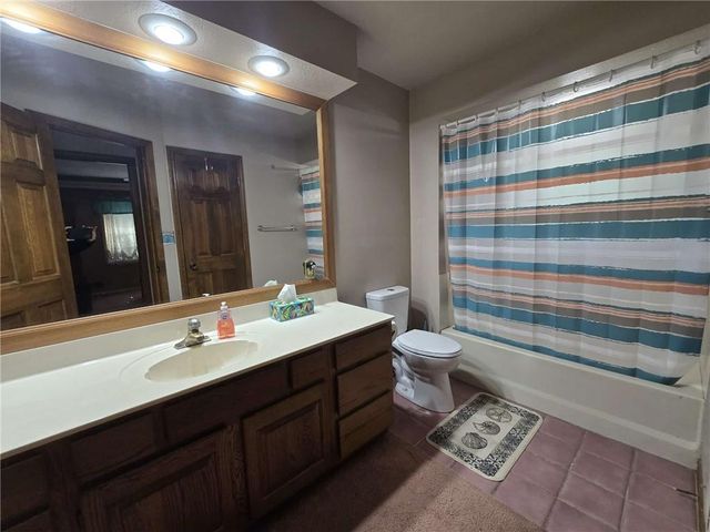 145 Lynn Lea Lane, Clinton, MO 65355