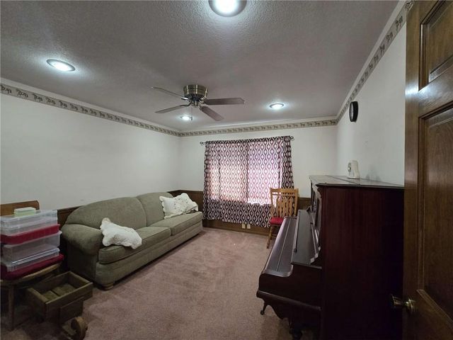 145 Lynn Lea Lane, Clinton, MO 65355