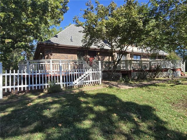 145 Lynn Lea Lane, Clinton, MO 65355