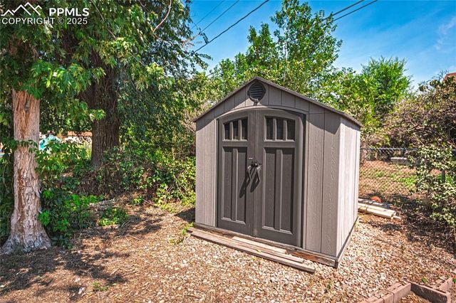 1 N Dartmouth Street, Colorado Springs, CO 80911