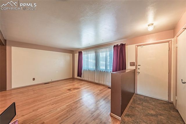 1 N Dartmouth Street, Colorado Springs, CO 80911