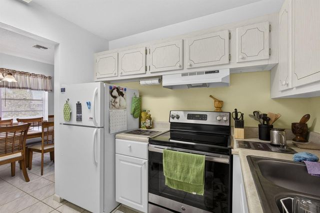 272 Bedford K, West Palm Beach, FL 33417
