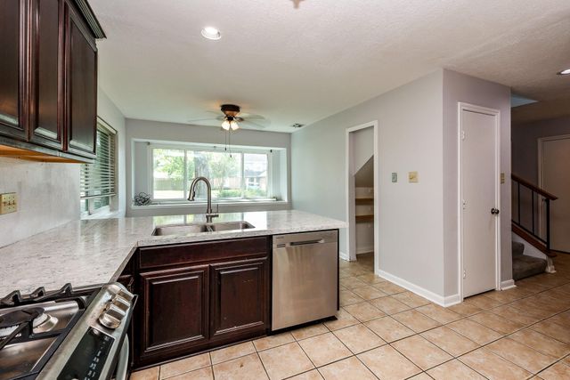 11210 Crayford Court, Houston, TX 77065