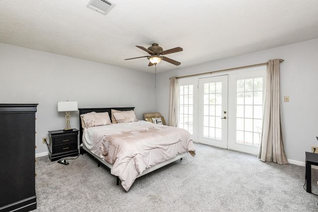 11210 Crayford Court, Houston, TX 77065