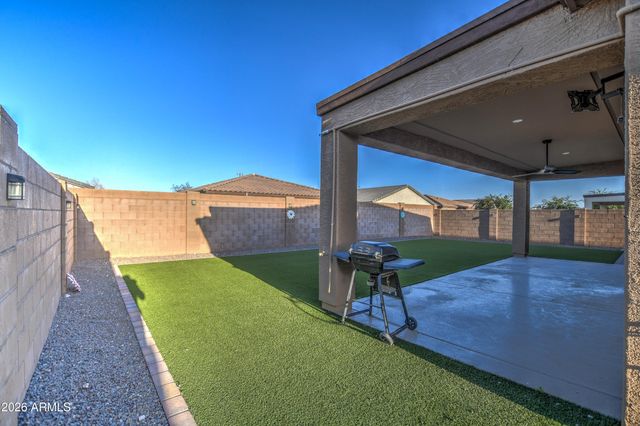 8713 N 172 Lane N, Waddell, AZ 85355