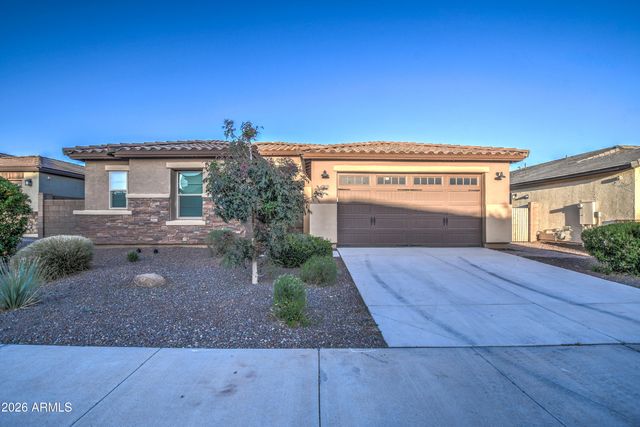 8713 N 172 Lane N, Waddell, AZ 85355