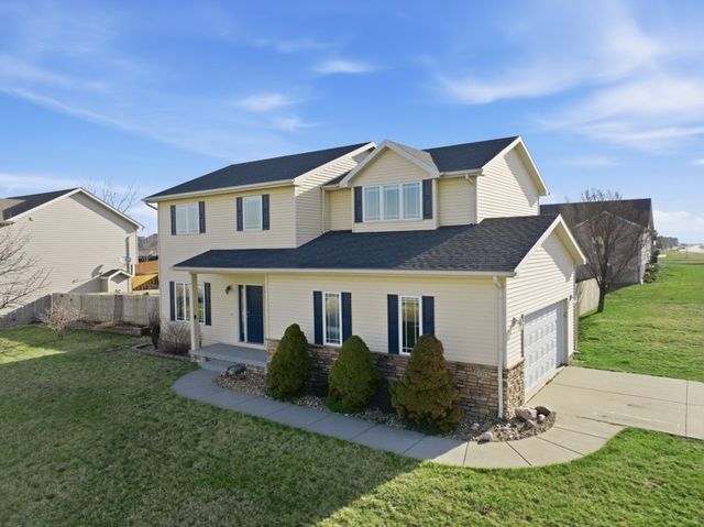 1213 Cove Street SE, Bondurant, IA 50035
