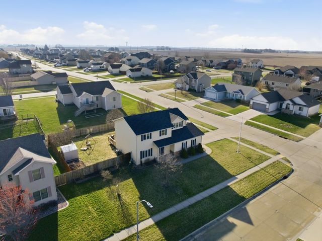 1213 Cove Street SE, Bondurant, IA 50035