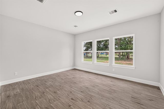 527 Oleander Street, Prairie View, TX 77484