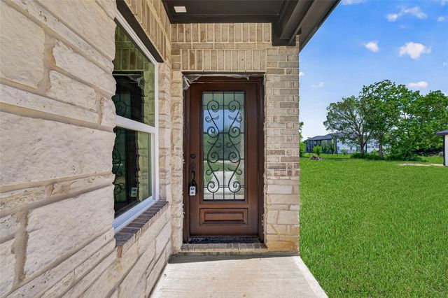 527 Oleander Street, Prairie View, TX 77484