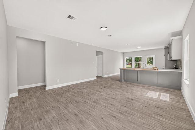 527 Oleander Street, Prairie View, TX 77484