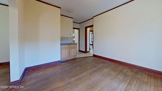 1244 LANDON Avenue 3, Jacksonville, FL 32207