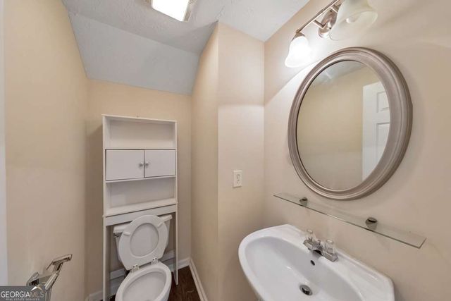 144 Windcroft Court NW, Acworth, GA 30101