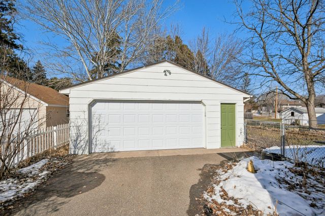 5392 145th Street N, Hugo, MN 55038