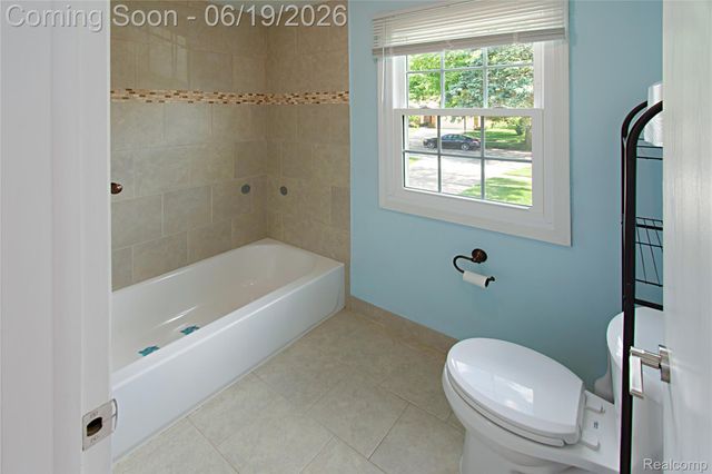 12137 Volpe Drive, Sterling Heights, MI 48312