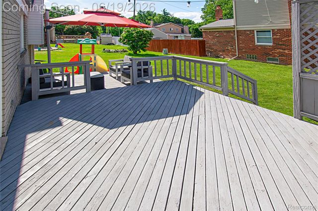 12137 Volpe Drive, Sterling Heights, MI 48312