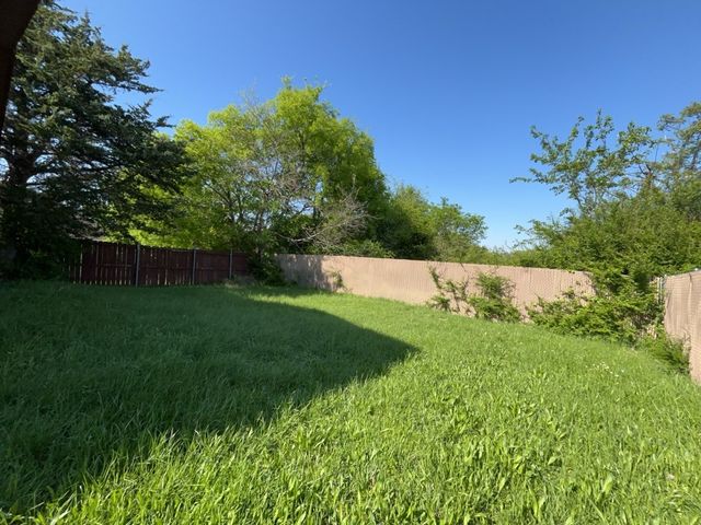 2511 Kavasar Drive, Dallas, TX 75241