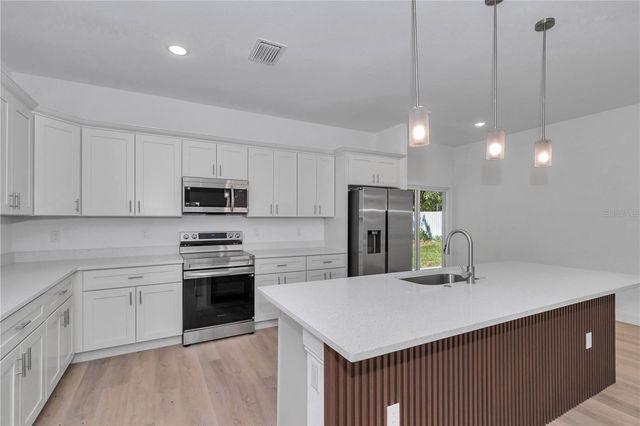 6392 SW 155 PLACE, Ocala, FL 34474