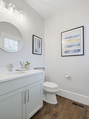 121 Greenwood Rd, Andover, MA 01810