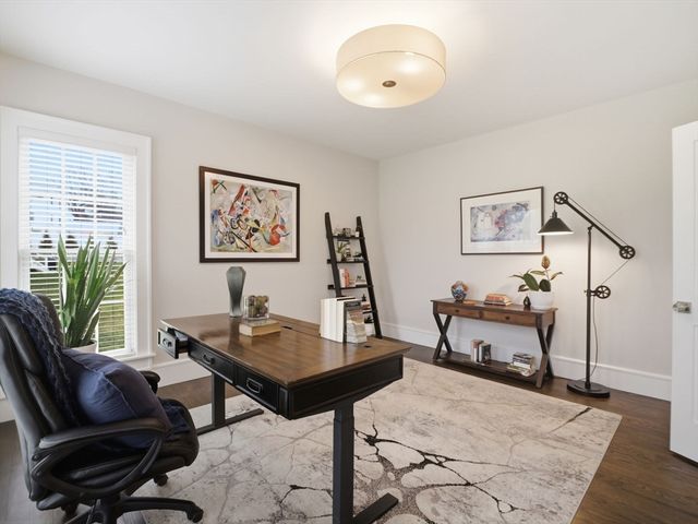 121 Greenwood Rd, Andover, MA 01810