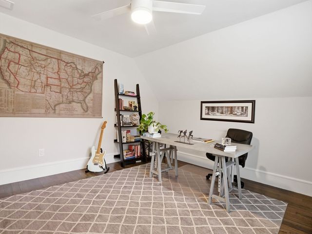 121 Greenwood Rd, Andover, MA 01810