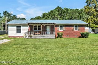 1677 Us Highway 117, Burgaw, NC 28425