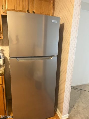 13 Jennifer Ct, Lebanon Boro, NJ 08833