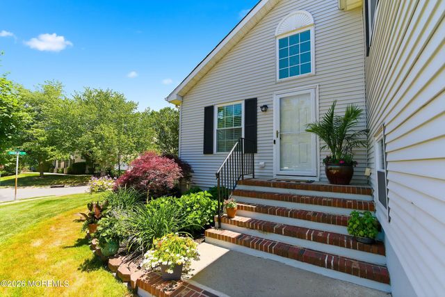 131 Racquet Road, Wall, NJ 07719