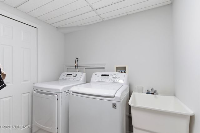 131 Racquet Road, Wall, NJ 07719