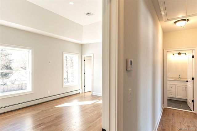 748 9W Route, Valley Cottage, NY 10989