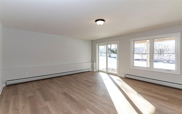 748 9W Route, Valley Cottage, NY 10989