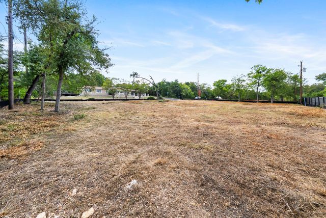 6300 Forest Hills DR, Austin, TX 78746