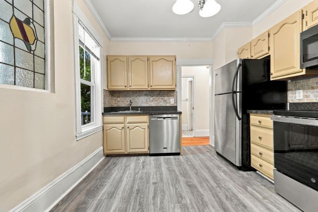 70 Leonard Street 2, Dedham, MA 02026
