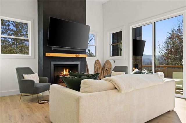 572 Left Turn, Blue Ridge, GA 30513
