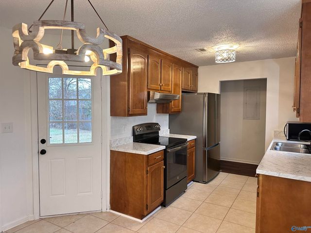 13908 Creely Drive, Huntsville, AL 35803