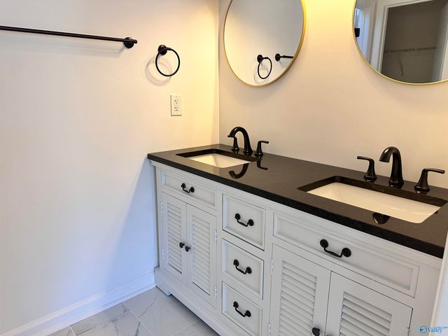 13908 Creely Drive, Huntsville, AL 35803