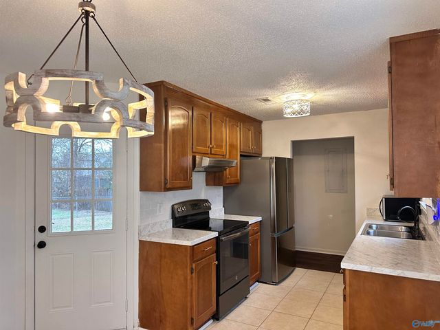 13908 Creely Drive, Huntsville, AL 35803