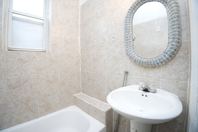 3645 S Wood Street, Chicago, IL 60609