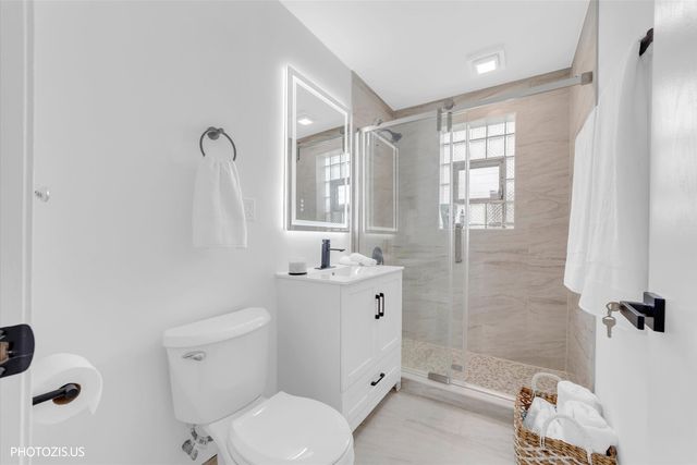 2112 Portsmouth Avenue, Westchester, IL 60154