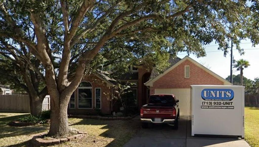 16823 Pheasant Ridge Drive, Sugar Land, TX 77498