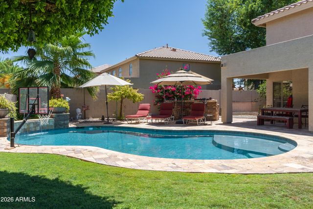 1450 E CRESCENT Way, Chandler, AZ 85249