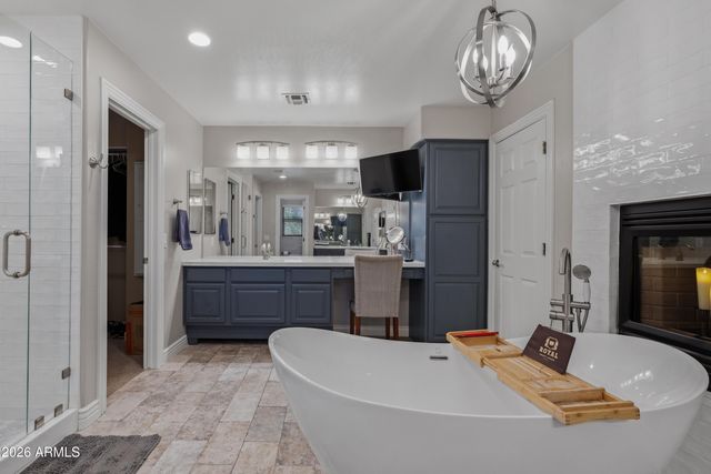 1450 E CRESCENT Way, Chandler, AZ 85249