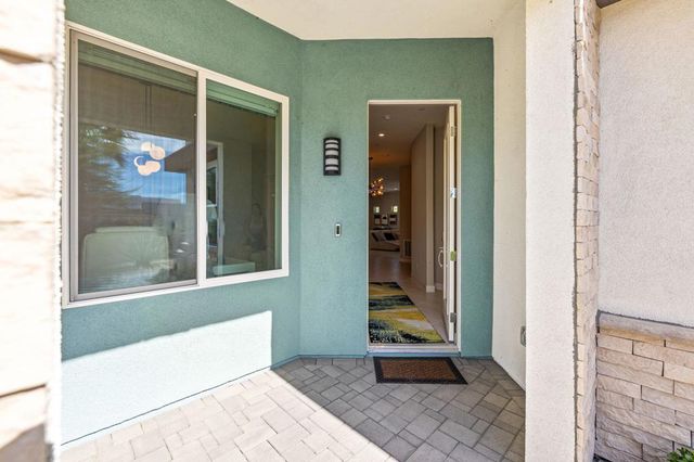 2 Iridium Way, Rancho Mirage, CA 92270