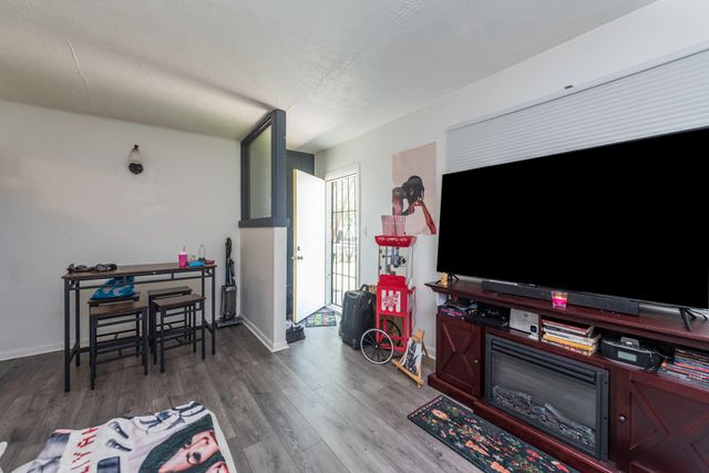2107 Elim Avenue, Zion, IL 60099