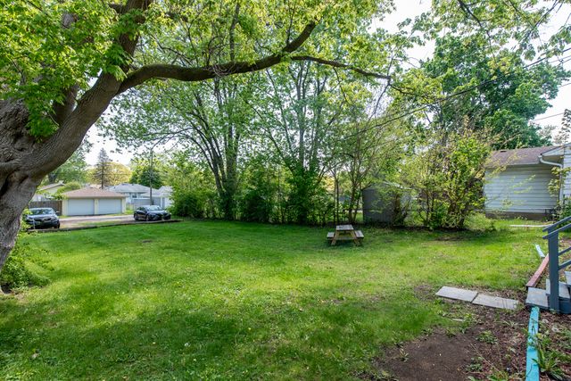 2107 Elim Avenue, Zion, IL 60099
