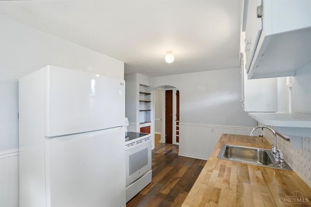 6814 Marvin Avenue, North College Hill, OH 45224