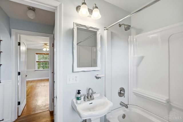 6814 Marvin Avenue, North College Hill, OH 45224